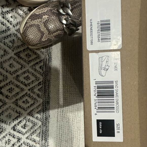 Dolce Vita Jhenee Sneaker - Picture 3 of 5